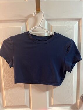SHEIN Navy Short Sleeve Cropped Crew Tee
